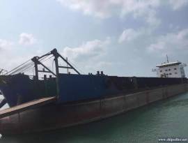 10000t deck barge selfpropelled barge selfsail lct only $1.1m for sale