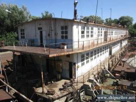 135. Factory shop