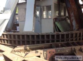 159. Not self-propelled Floating crane – 100 t.
