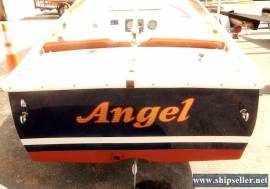 16' Dyer Glanour Girl 2004