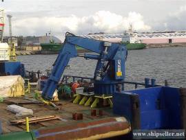 172. Crane boat