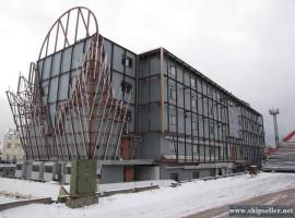 177. Floating hotel - office center