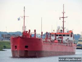183. Oil / Chemical tanker - 3000 t. Ice classed