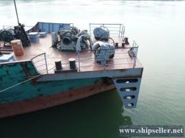 189 . Vessel river sea 