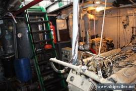 202. River passenger - work ship - 22 persons