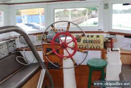 202. River passenger - work ship - 22 persons