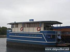 219. Houseboat “Benford” type. ?