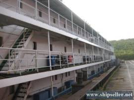 248. Floating hostel ?
