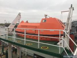 283. Bunker tanker DWT-2600t.  (890 000 $ 740 000 $)