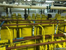 283. Bunker tanker DWT-2600t.  (890 000 $ 740 000 $)