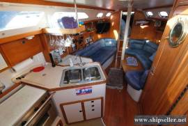 32' Catalina 320