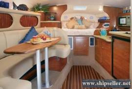 32' Rinker 320 Express Cruiser 2006