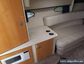33' Formula 330 Sun Sport 2003