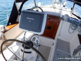 33' Island Packet 320 2000