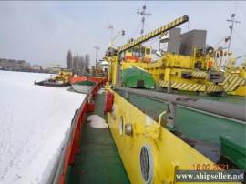 33m Icebreaker ships with tug and pusher
