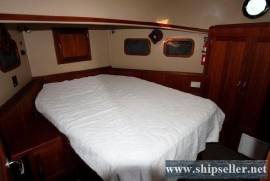 34' American Tug