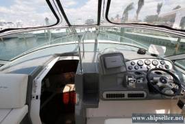 34' Cruisers Yachts 340 Express w/Bow Thruster 2005