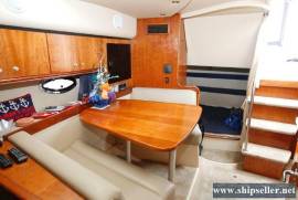 34' Cruisers Yachts 340 Express w/Bow Thruster 2005