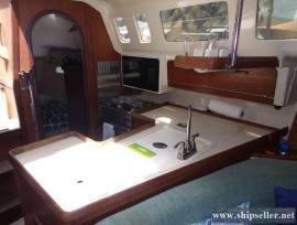 34' Hunter 336
