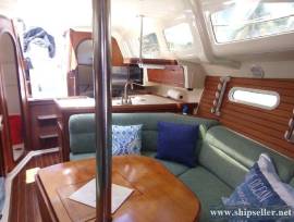 34' Hunter 336