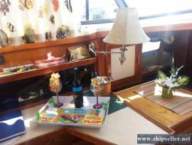 34' Mainship Sedan Mk III 1986