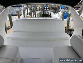 35' Carver 350 Mariner 2001