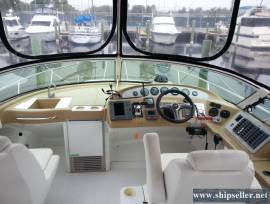 35' Carver 350 Mariner 2001