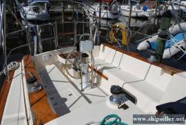 35' Island Packet Cutter 1992