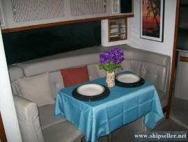 36' Cruiser's Inc 3670 Esprit 1989
