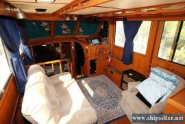 36' Nova Heritage East Sundeck 1988
