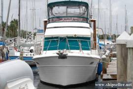 36' Nova Heritage East Sundeck 1988