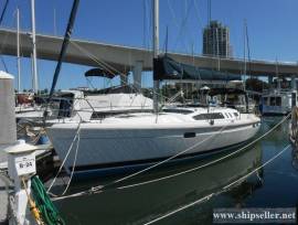 37' Hunter 376