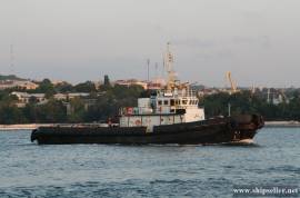 373. Port tug 2500 h.p.