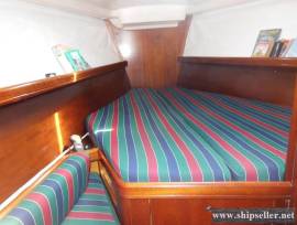 38' Beneteau 381
