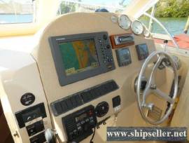 38' True North 38 Explorer
