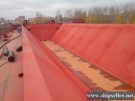 380. Bunker river barge - 2500 t.