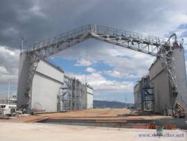 4.000 tons FLOATING DOCK