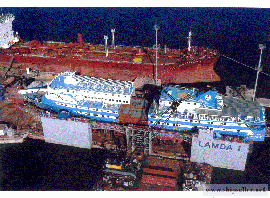 4.000 tons FLOATING DOCK