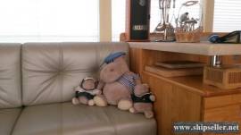 406. House-boat FRAM-12E