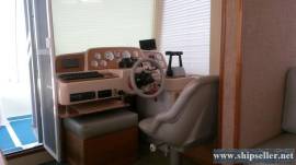 406. House-boat FRAM-12E
