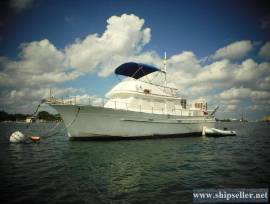 43' Albin 1981