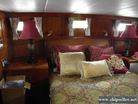 44' 1984/2015 Marine Trader 44 Sundeck