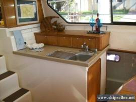 48' Aventure Sportster 2003