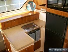 48' Aventure Sportster 2003