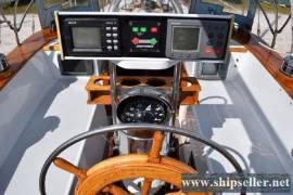 53' Hinckley 53 Cutter 1973