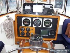 54' Gulfstar Sailcruiser Cockpit Sloop