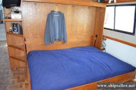 57' Carri-Craft 57 1992