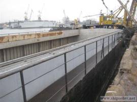 69. Container hull barge, 1000t.