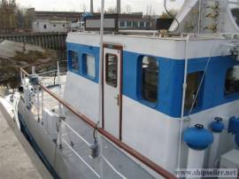 75. The traveling river craft