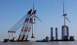 Australia floating crane barge crane vessel ship supply rent sell sale